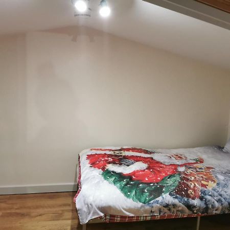 Palaz 1 - 2 Bedroom Garden Flat Edmonton Luaran gambar