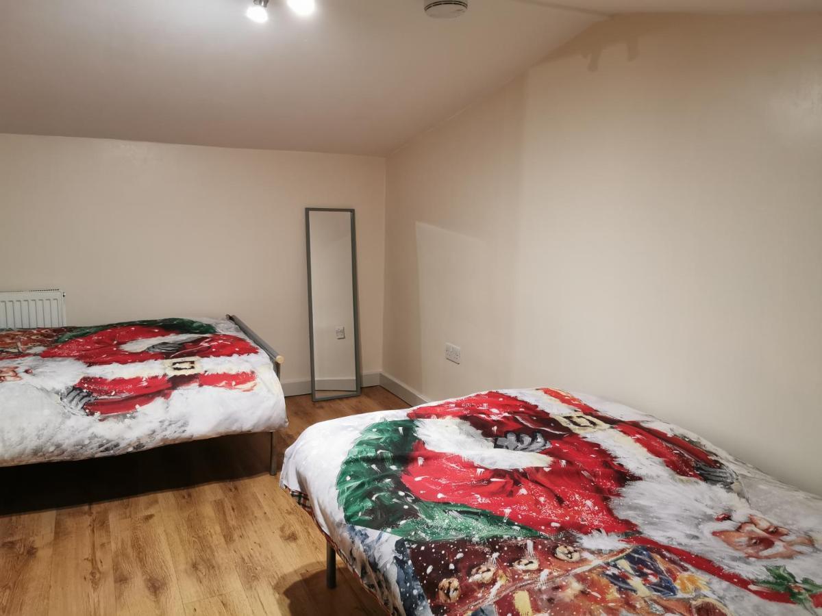Palaz 1 - 2 Bedroom Garden Flat Edmonton Luaran gambar