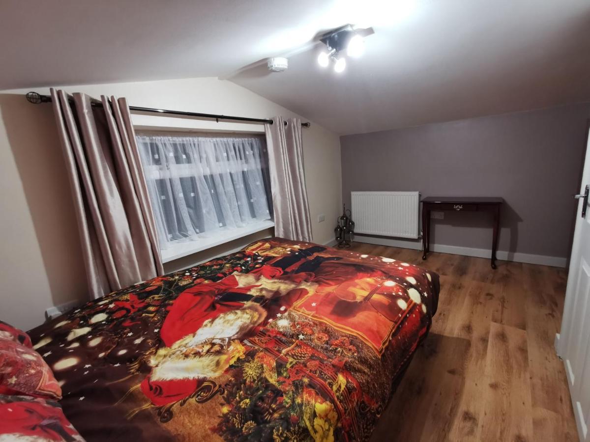 Palaz 1 - 2 Bedroom Garden Flat Edmonton Luaran gambar
