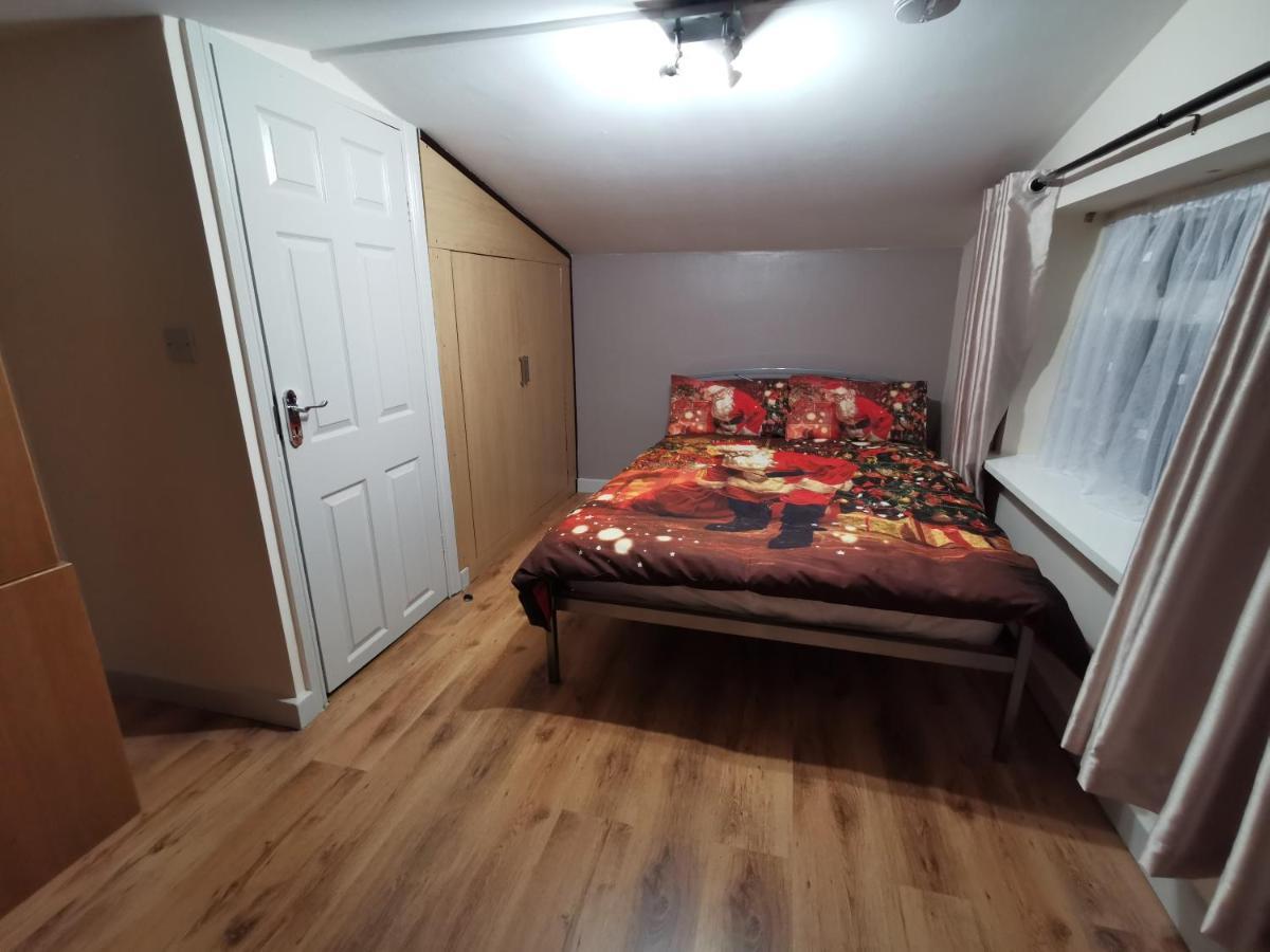 Palaz 1 - 2 Bedroom Garden Flat Edmonton Luaran gambar