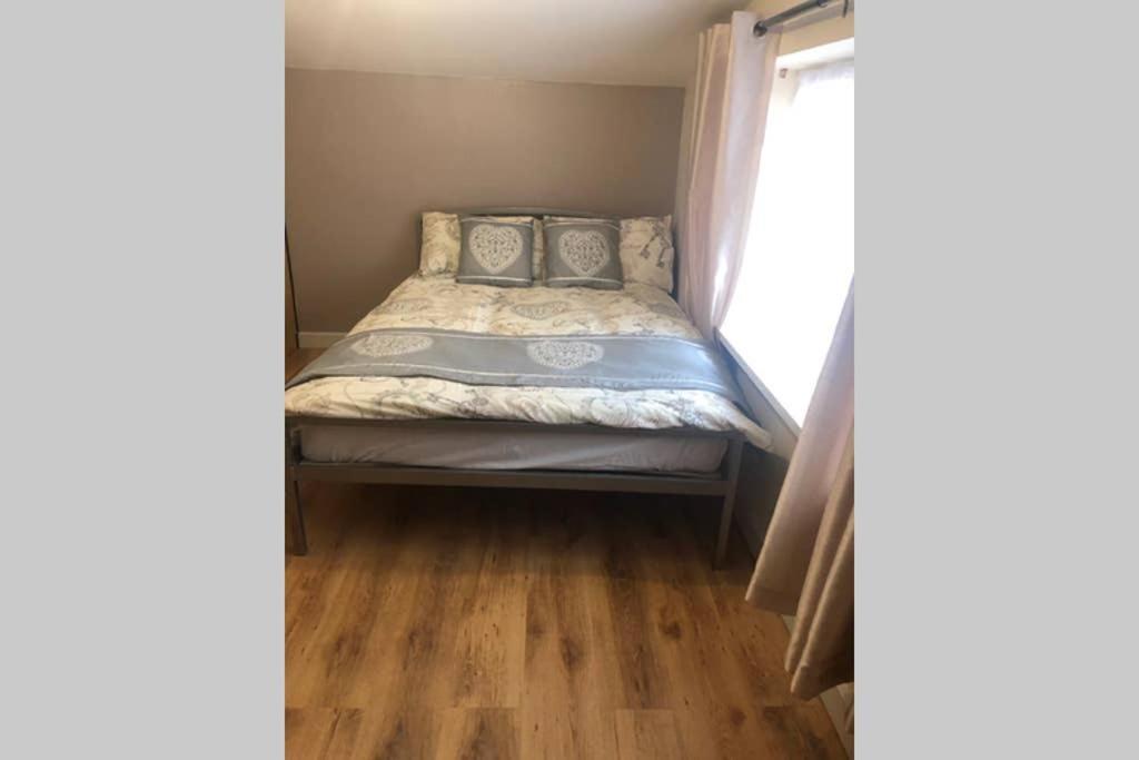 Palaz 1 - 2 Bedroom Garden Flat Edmonton Luaran gambar